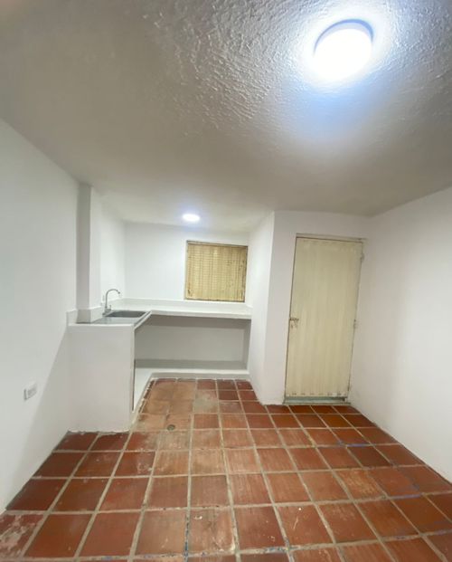 Local en arriendo en Lleras Restrepo, Cúcuta, 20 m² · foto 3 de 6