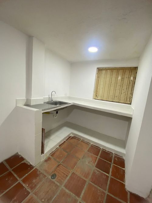 Local en arriendo en Lleras Restrepo, Cúcuta, 20 m² · foto 4 de 6