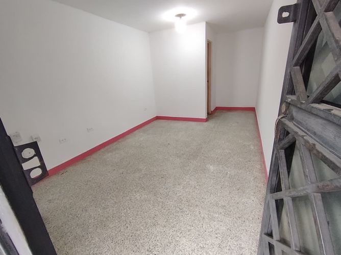 Local en arriendo en La Playa, Cúcuta, 16 m² · foto 3 de 6