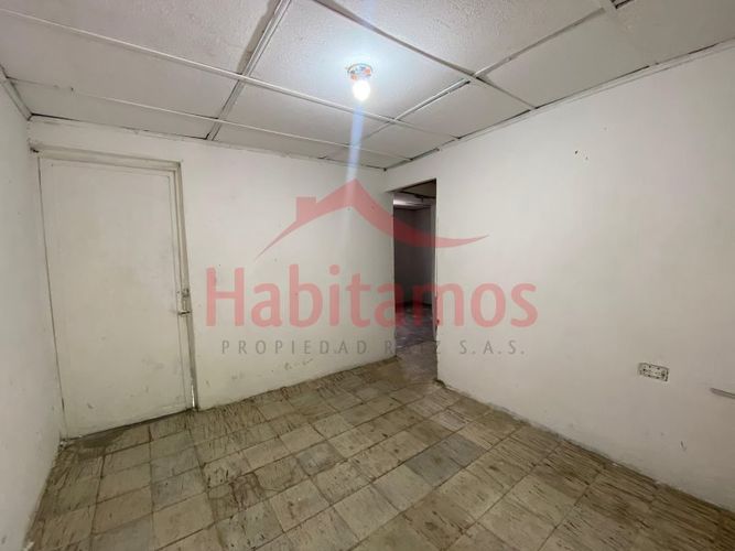 Casa de 14 alcobas en venta en Belén, Medellín · foto 8 de 24