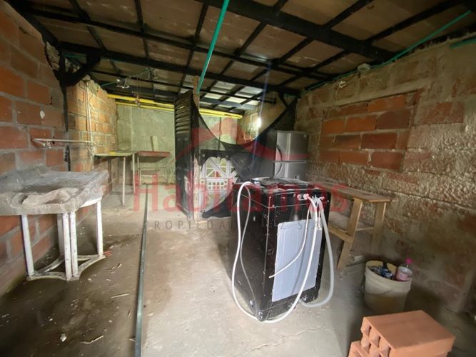 Casa de 14 alcobas en venta en Belén, Medellín · foto 14 de 24