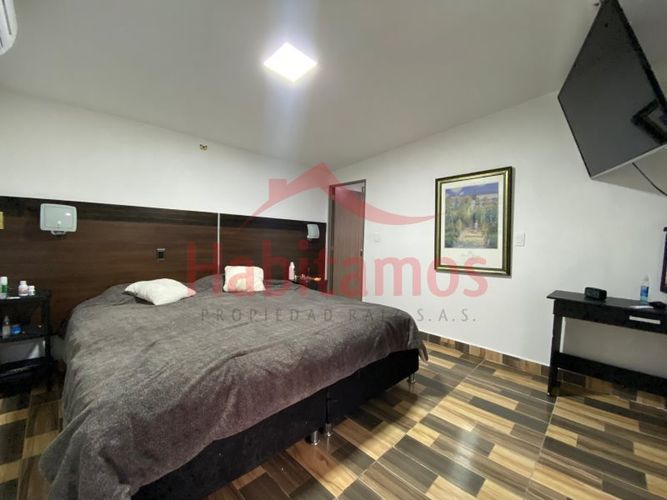 Casa de 14 alcobas en venta en Belén, Medellín · foto 21 de 24