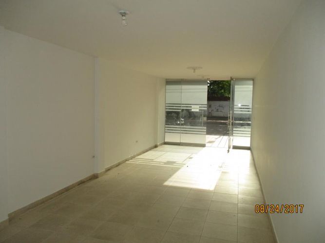 Local en arriendo en Lleras Restrepo, Cúcuta, 22 m² · foto 3 de 6