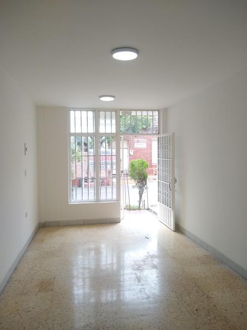 Local en arriendo en La Playa, Cúcuta, 15 m² · foto 2 de 5