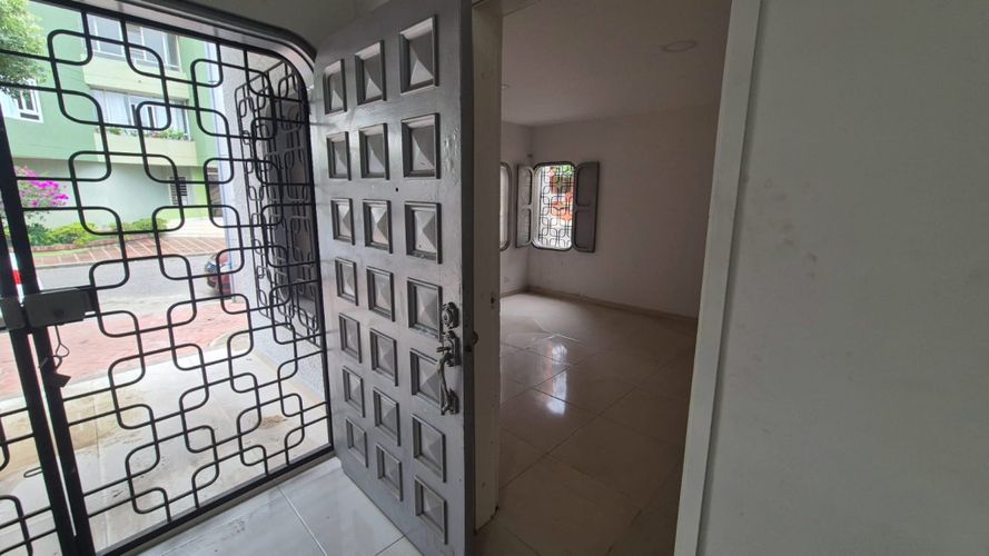 Local en arriendo en La Riviera, Cúcuta, 415 m² · foto 2 de 14