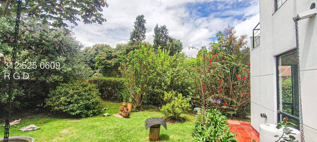 Casa de 4 alcobas en venta en Cerca De Piedra, Chía, 535 m² · foto 3 de 24