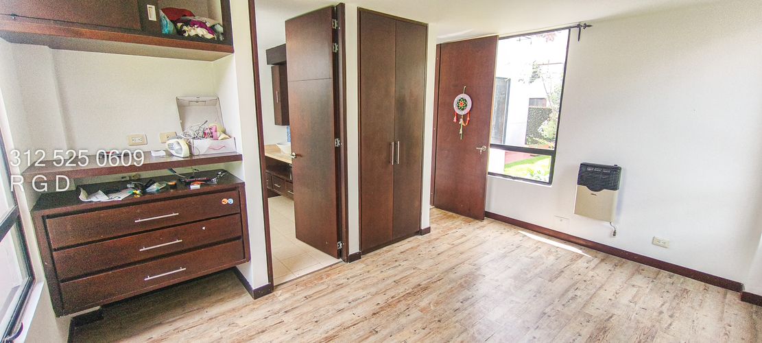 Casa de 4 alcobas en venta en Cerca De Piedra, Chía, 535 m² · foto 13 de 24