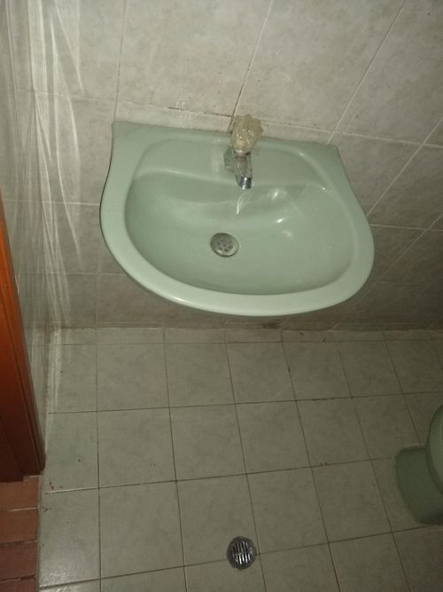 Local en arriendo en Quinta Oriental, Cúcuta, 22 m² · foto 5 de 5