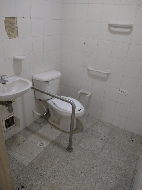 Local en arriendo en La Playa, Cúcuta, 200 m² · foto 14 de 24