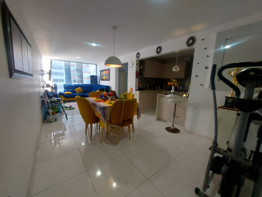 Apartamento en venta en Prados Del Norte, Cúcuta · foto 3 de 21