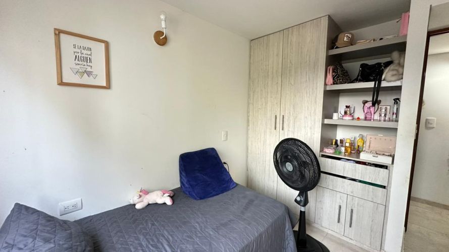 Apartamento de 3 alcobas en venta en La Floresta, Los Patios, 65 m² · foto 6 de 22