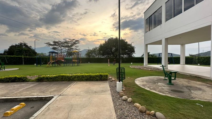 Apartamento de 3 alcobas en venta en La Floresta, Los Patios, 65 m² · foto 21 de 22