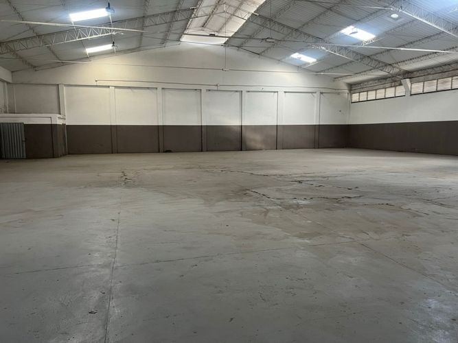 Bodega en venta en Zona Industrial Comuna 5, Cúcuta, 1000 m² · foto 2 de 11