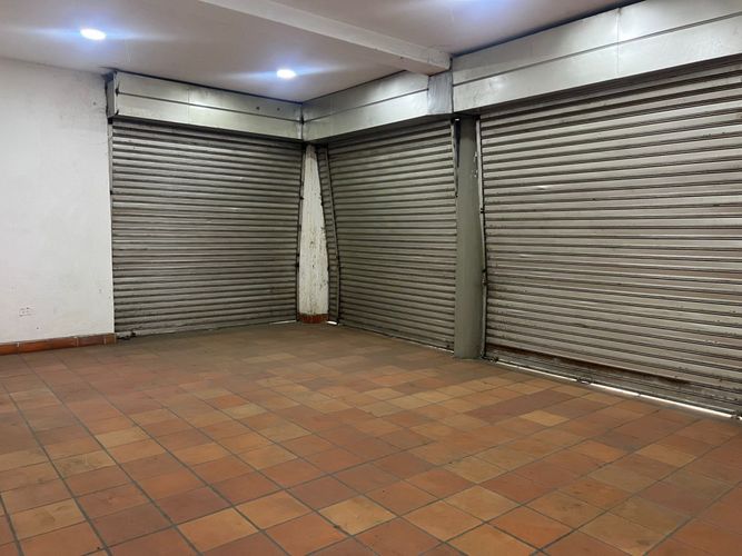 Bodega en venta en Zona Industrial Comuna 5, Cúcuta, 1000 m² · foto 3 de 11