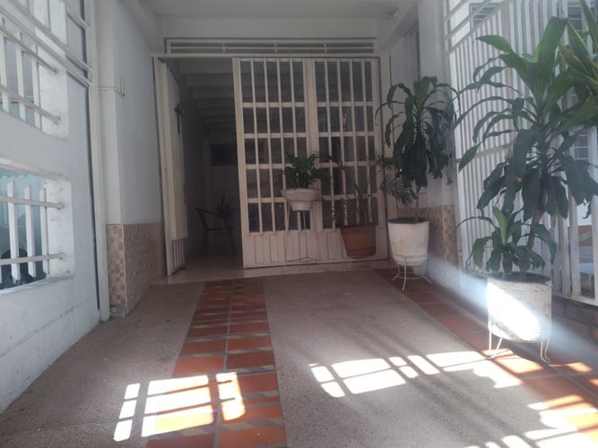Casa en venta en Quinta Bosch, Cúcuta · foto 3 de 24