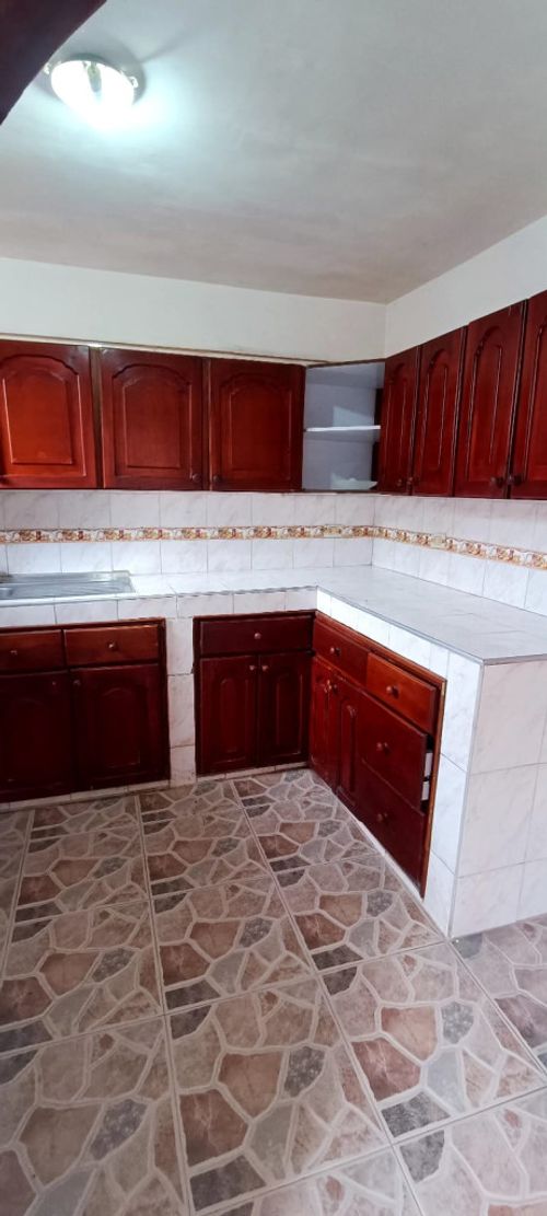 Casa de 3 alcobas en venta en Quinta Oriental, Cúcuta, 240 m² · foto 2 de 20