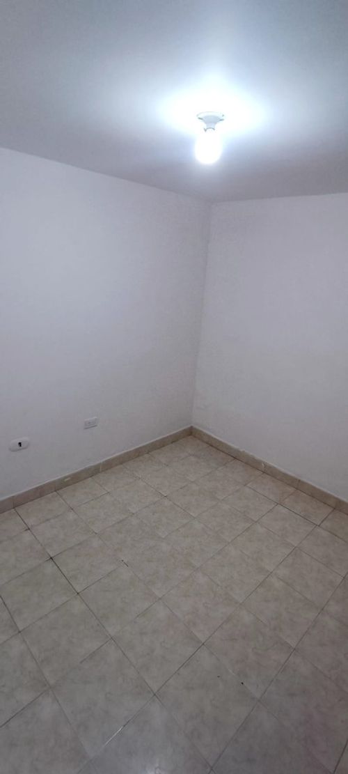 Casa de 3 alcobas en venta en Quinta Oriental, Cúcuta, 240 m² · foto 3 de 20