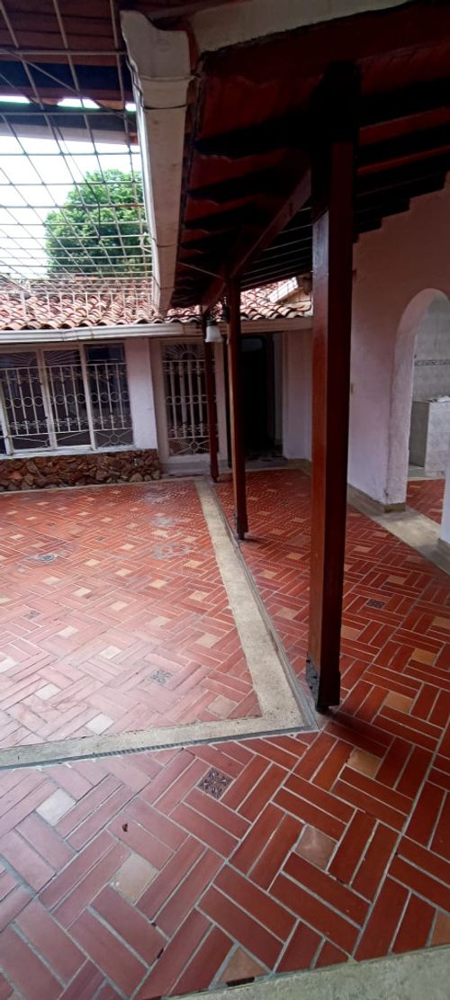 Casa de 3 alcobas en venta en Quinta Oriental, Cúcuta, 240 m² · foto 14 de 20