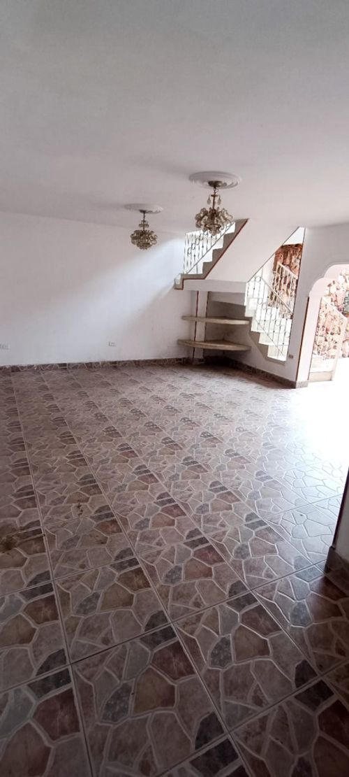 Casa de 3 alcobas en venta en Quinta Oriental, Cúcuta, 240 m² · foto 15 de 20
