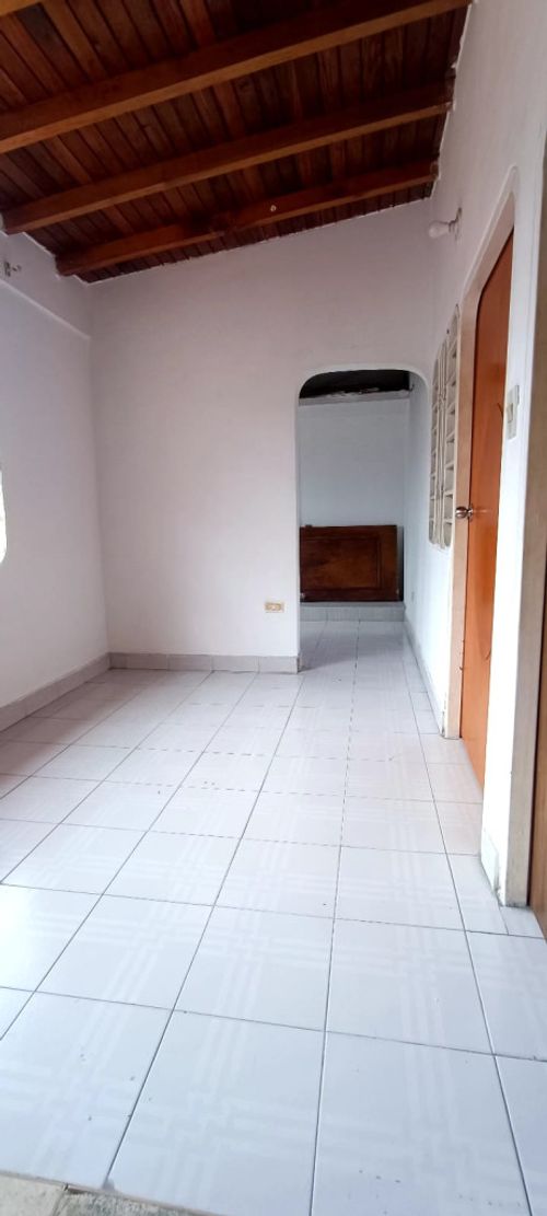 Casa de 3 alcobas en venta en Quinta Oriental, Cúcuta, 240 m² · foto 18 de 20