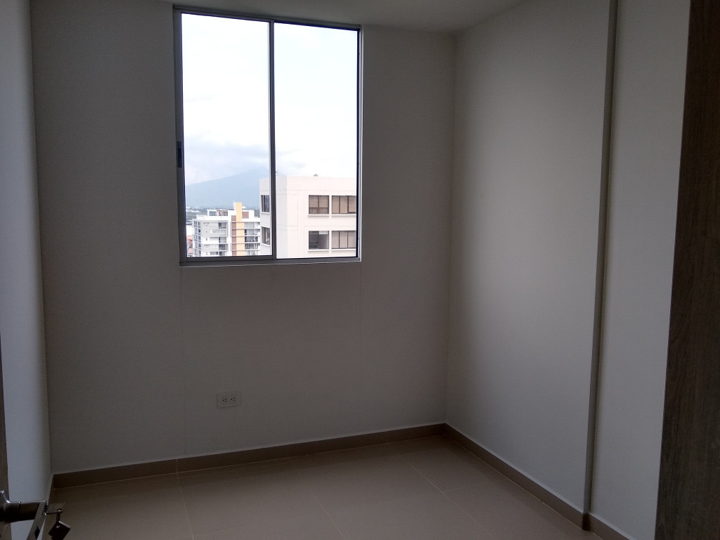 Apartamento en venta en La Riviera, Cúcuta · foto 8 de 23