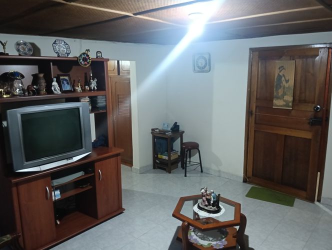 Casa de 5 alcobas en venta en Ub. Serrezuelita, Funza, 400 m² · foto 15 de 24