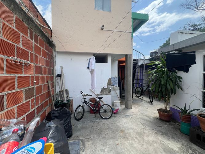 Casa de 6 alcobas en venta en Patios Centro, Los Patios, 372 m² · foto 6 de 12