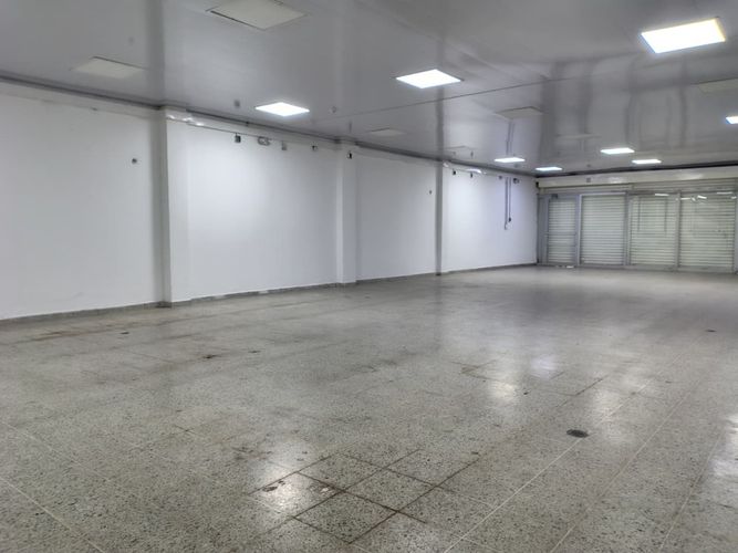 Bodega en venta en Alfonso Lopez, Cúcuta, 220 m² · foto 2 de 13