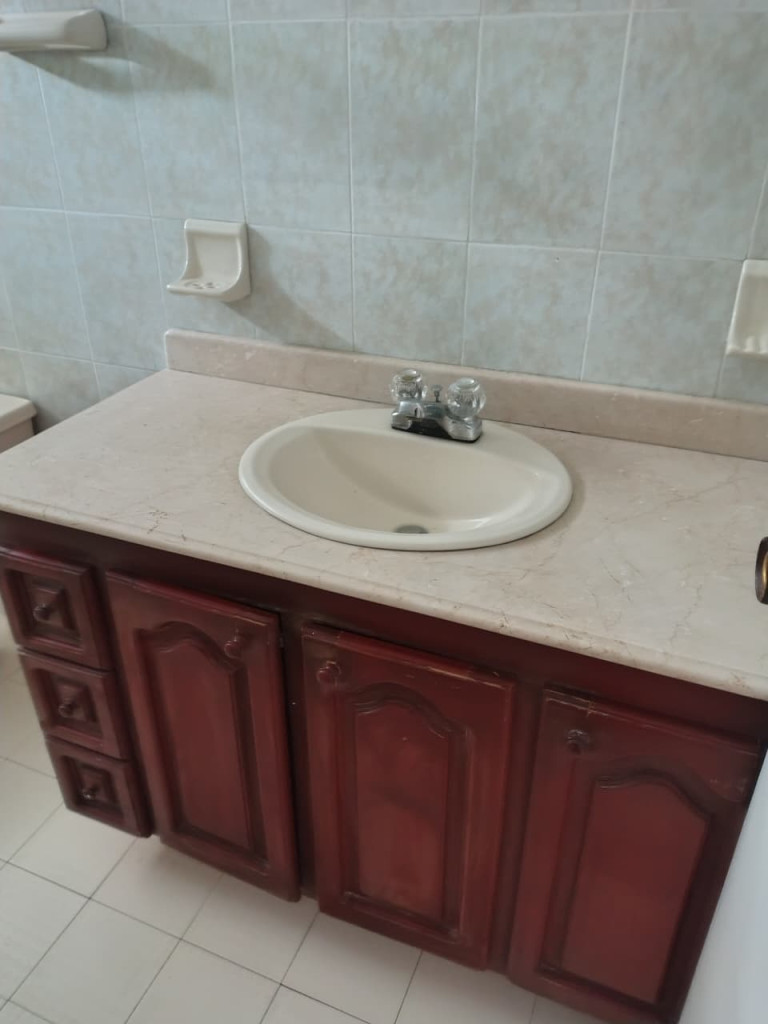 Apartamento en venta en La Riviera, Cúcuta · foto 8 de 24