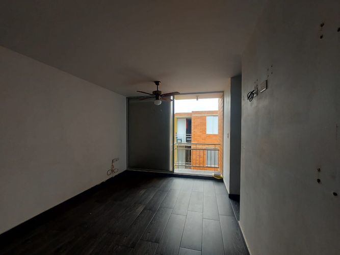 Apartamento de 3 alcobas en venta en Conjunto Cerrado Firenze, Villa del Rosario, 48 m² · foto 5 de 12