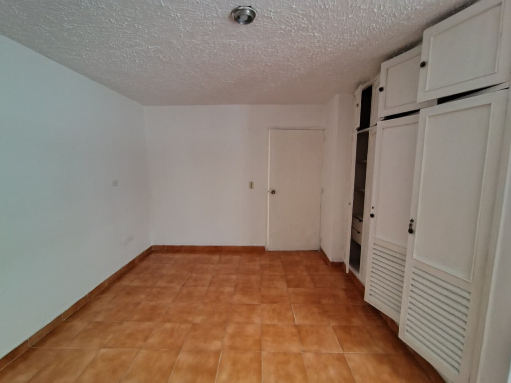 Apartamento en venta en La Riviera, Cúcuta · foto 23 de 24