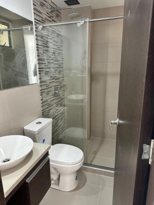 Apartamento de 3 alcobas en venta en La Floresta, Los Patios, 80 m² · foto 6 de 9