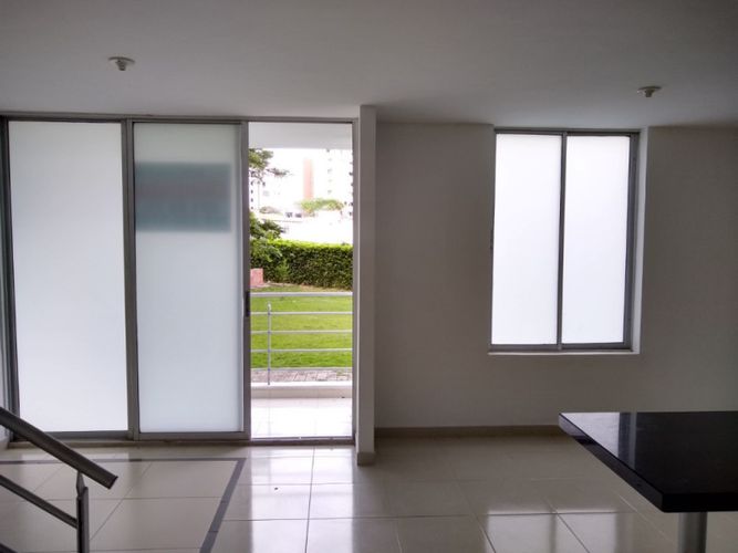Apartamento de 3 alcobas en venta en Prados Del Este, Cúcuta, 84 m² · foto 2 de 24