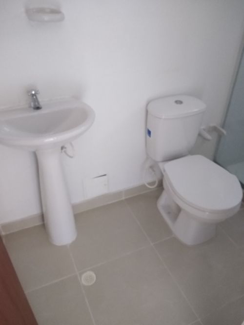Apartamento de 3 alcobas en venta en Prados Del Este, Cúcuta, 84 m² · foto 15 de 24