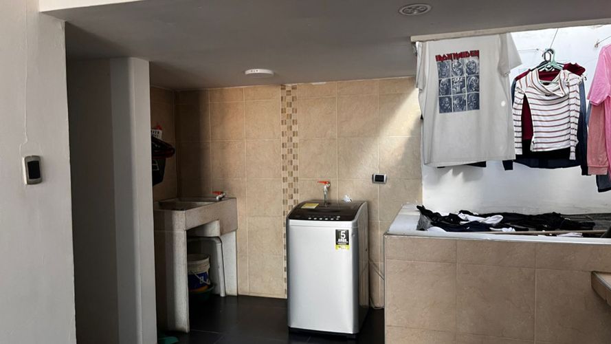 Casa de 8 alcobas en venta en 8 De Diciembre, Cúcuta, 84 m² · foto 9 de 12
