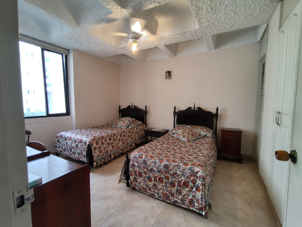 Apartamento en venta en La Riviera, Cúcuta · foto 11 de 21