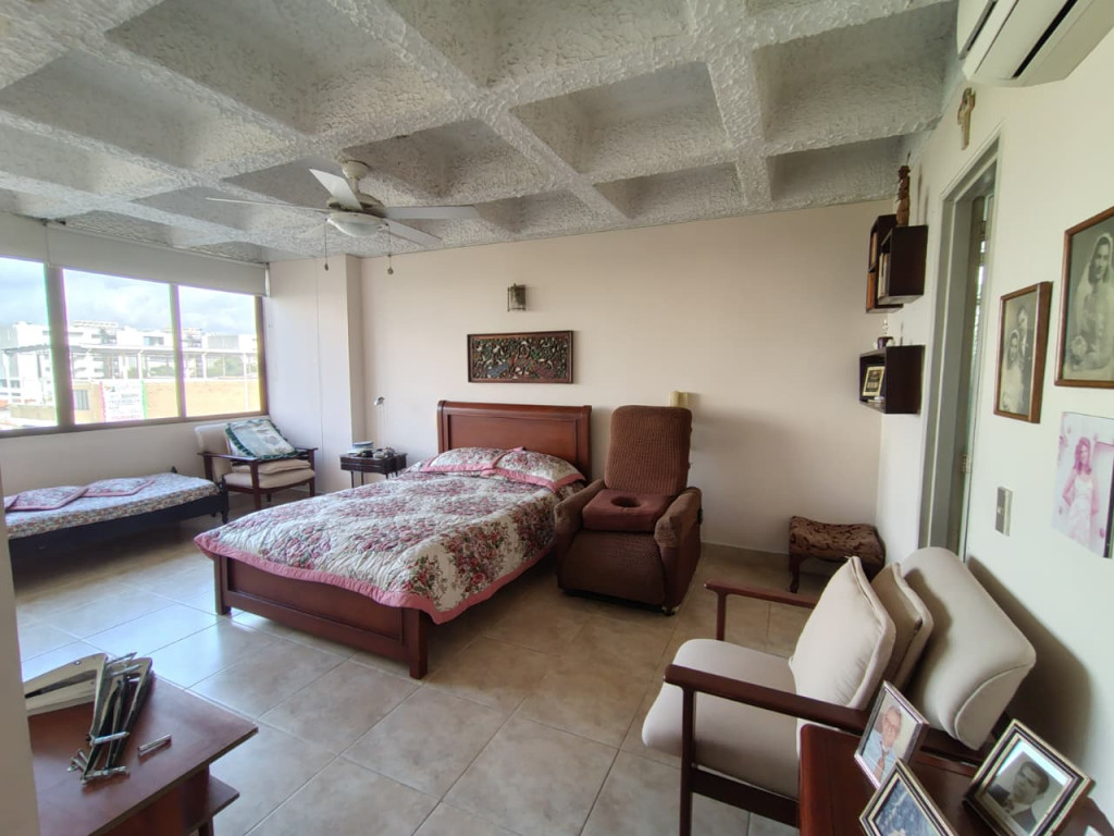 Apartamento en venta en La Riviera, Cúcuta · foto 14 de 21