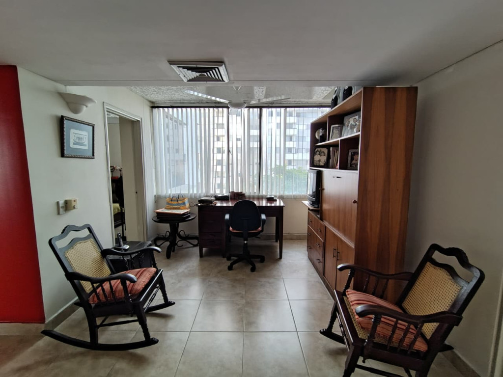 Apartamento en venta en La Riviera, Cúcuta · foto 15 de 21