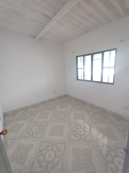 Casa de 2 alcobas en venta en Chaparral, Los Patios, 52 m² · foto 8 de 16