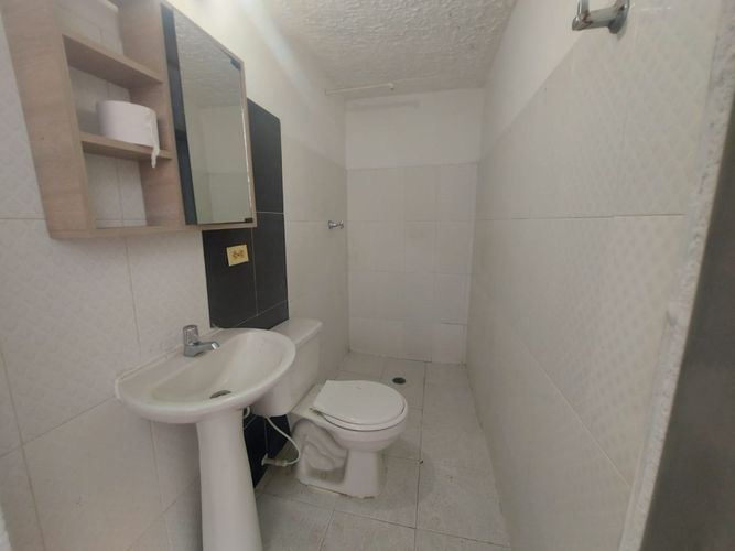 Casa de 2 alcobas en venta en Chaparral, Los Patios, 52 m² · foto 12 de 16