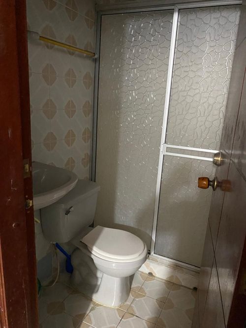 Casa de 6 alcobas en venta en Quinta Oriental, Cúcuta, 119 m² · foto 4 de 24