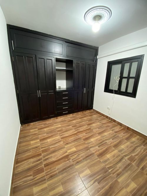Casa de 6 alcobas en venta en Quinta Oriental, Cúcuta, 119 m² · foto 8 de 24