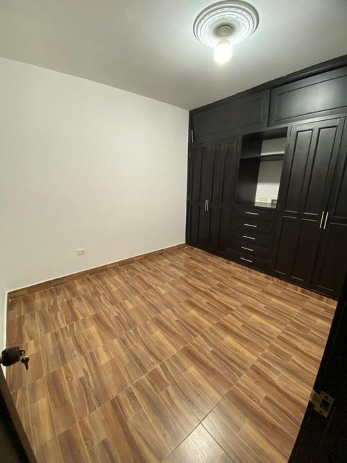 Casa de 6 alcobas en venta en Quinta Oriental, Cúcuta, 119 m² · foto 9 de 24