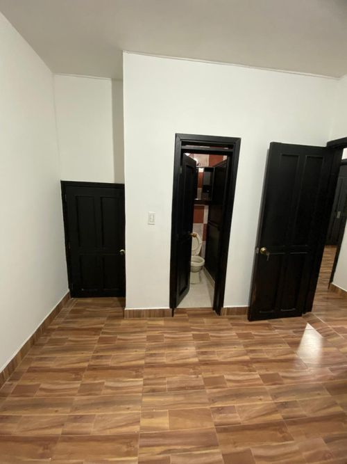 Casa de 6 alcobas en venta en Quinta Oriental, Cúcuta, 119 m² · foto 10 de 24