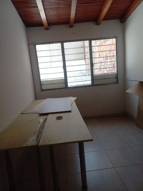 Oficina en arriendo en Quinta Oriental, Cúcuta, 15 m² · foto 5 de 6