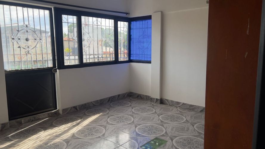 Casa de 4 alcobas en venta en Ciudad Jardin, Cúcuta, 202 m² · foto 4 de 13