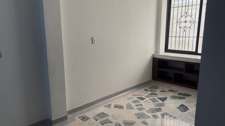 Casa de 4 alcobas en venta en Ciudad Jardin, Cúcuta, 202 m² · foto 7 de 13