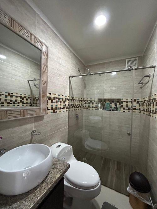 Apartamento de 3 alcobas en venta en La Floresta, Los Patios, 81 m² · foto 2 de 17