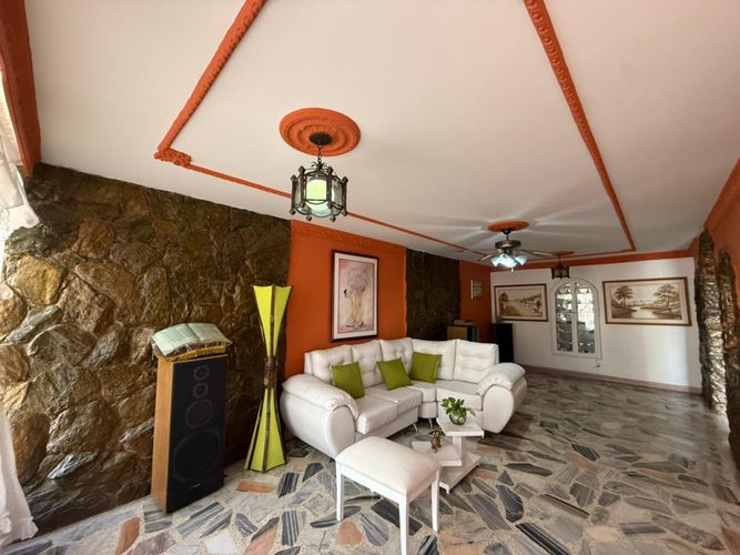 Casa de 4 alcobas en venta en Cr. Vizcaya, Los Patios, 157 m² · foto 22 de 23