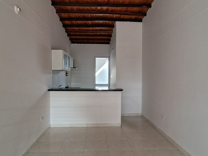 Casa de 3 alcobas en venta en Ub. Portal De Los Alcaceres, Villa del Rosario, 102 m² · foto 3 de 17